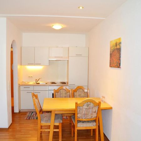 Neue Post - Apartments Zell am See Ruang foto